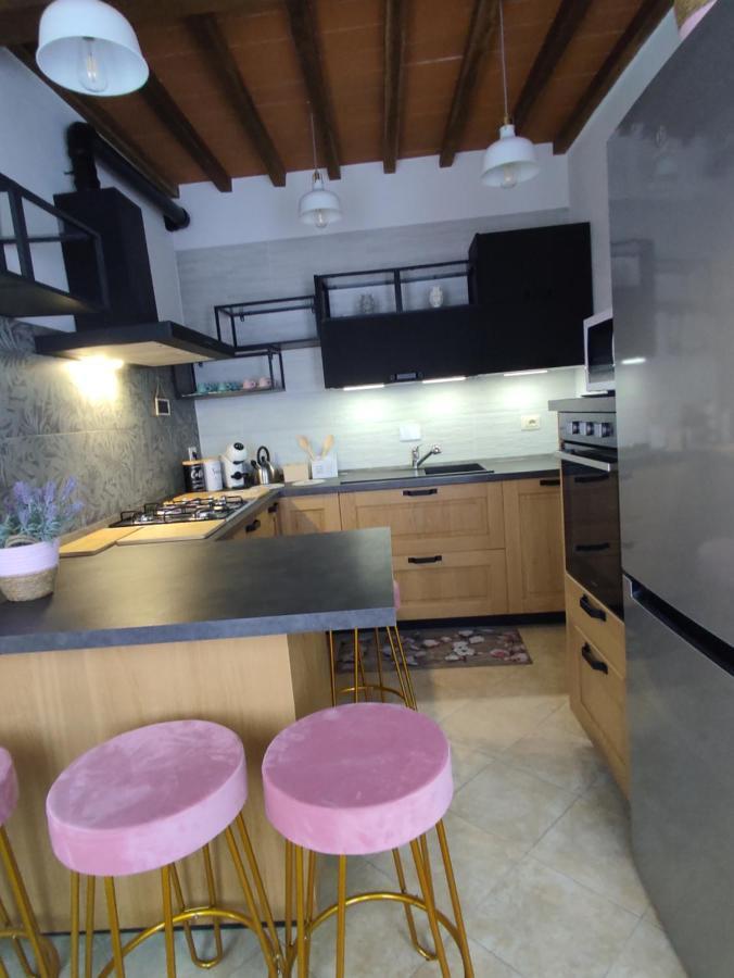 Country Chic Pistoia-Casa In Campagna Giardino, Parking Exterior foto
