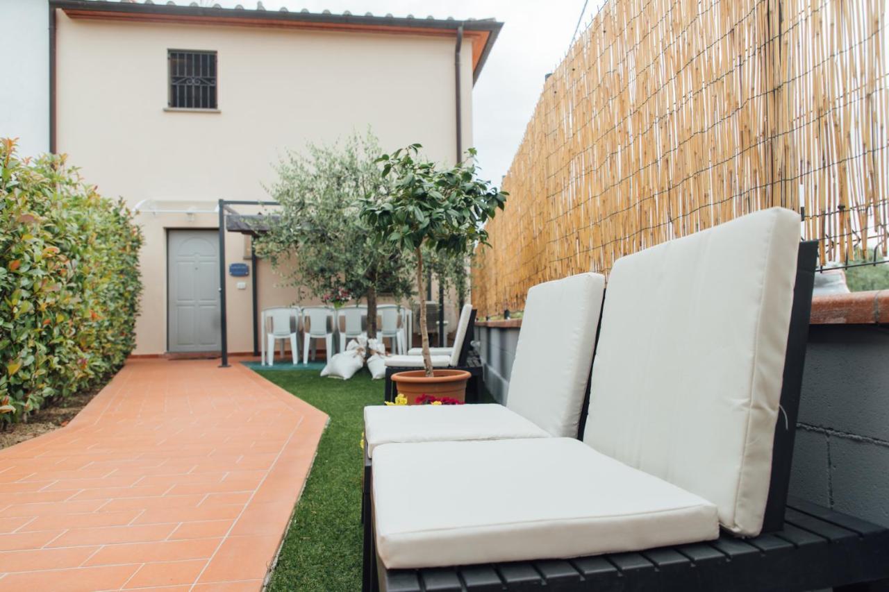 Country Chic Pistoia-Casa In Campagna Giardino, Parking Exterior foto