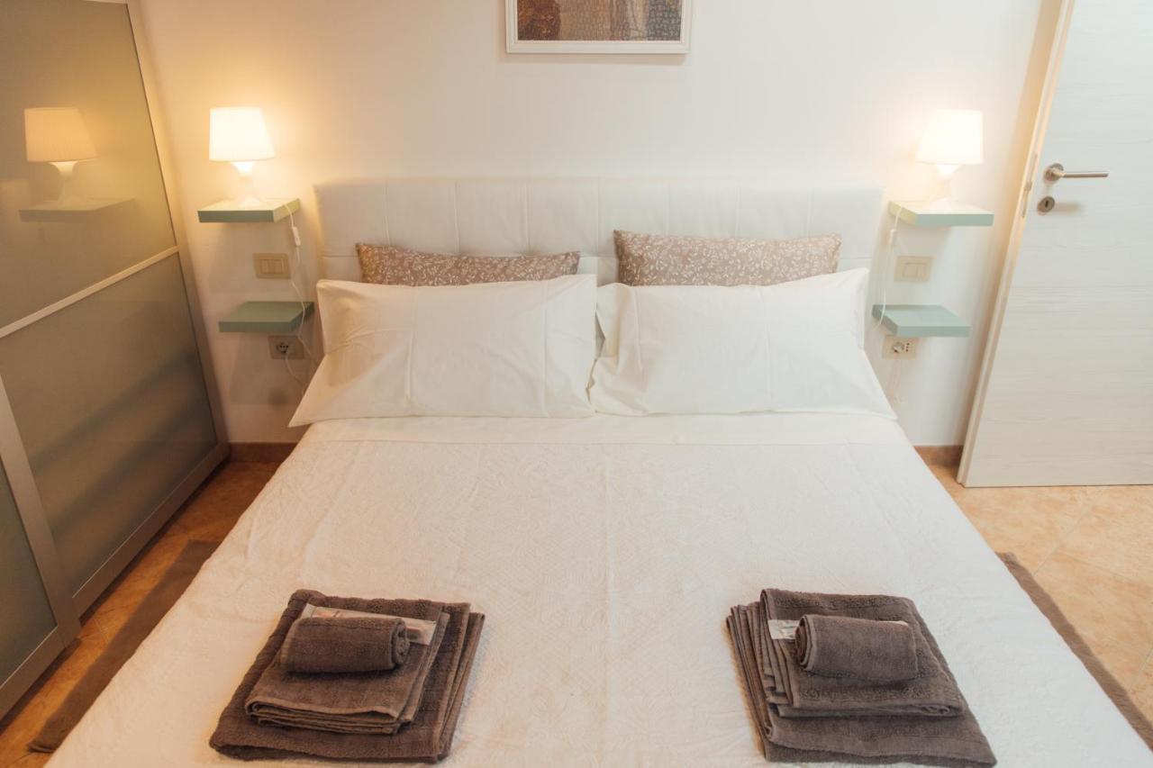 Country Chic Pistoia-Casa In Campagna Giardino, Parking Exterior foto