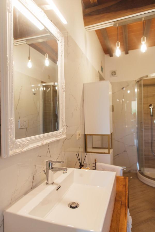 Country Chic Pistoia-Casa In Campagna Giardino, Parking Exterior foto